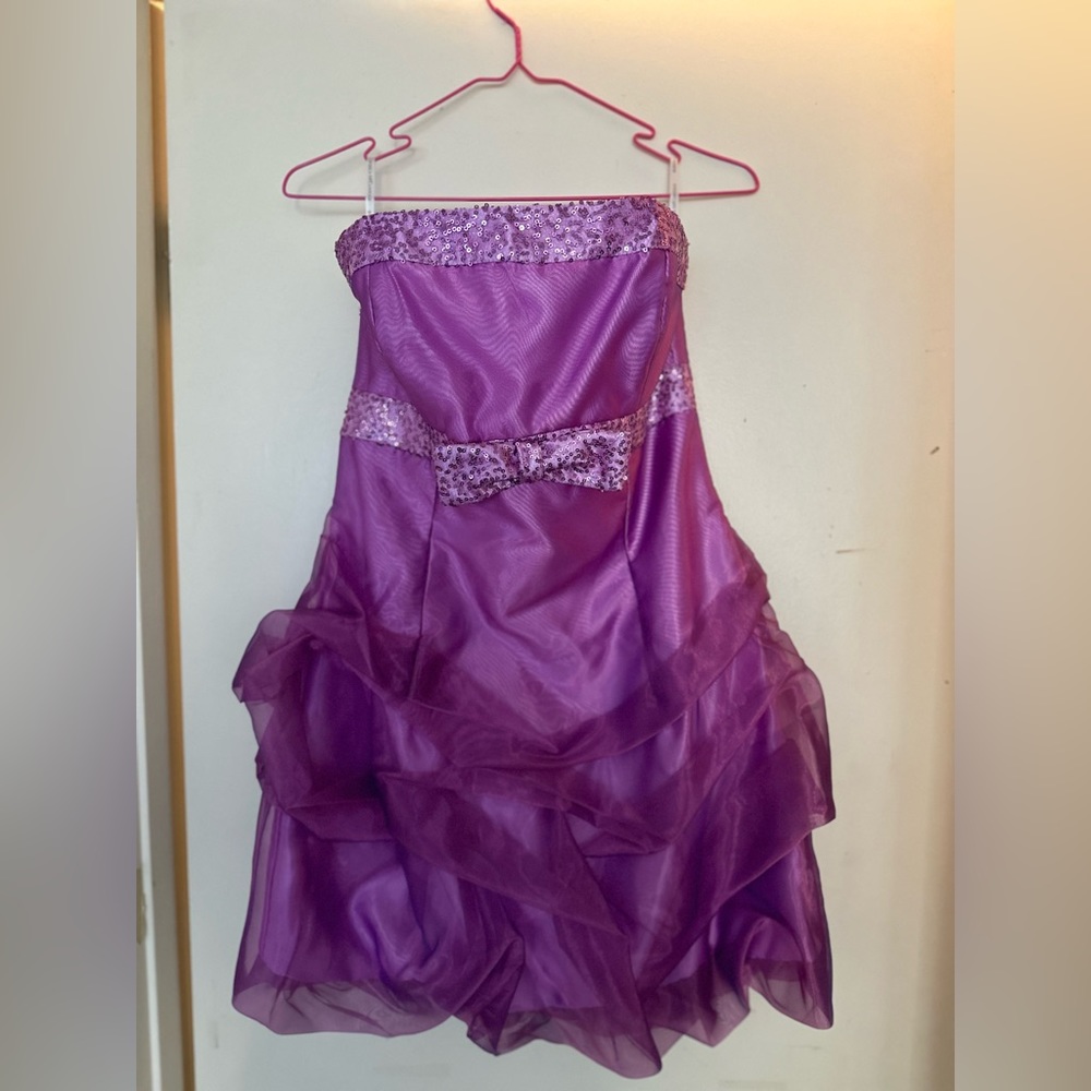 Jessica McClintock Strapless Mini Prom Dress -used once